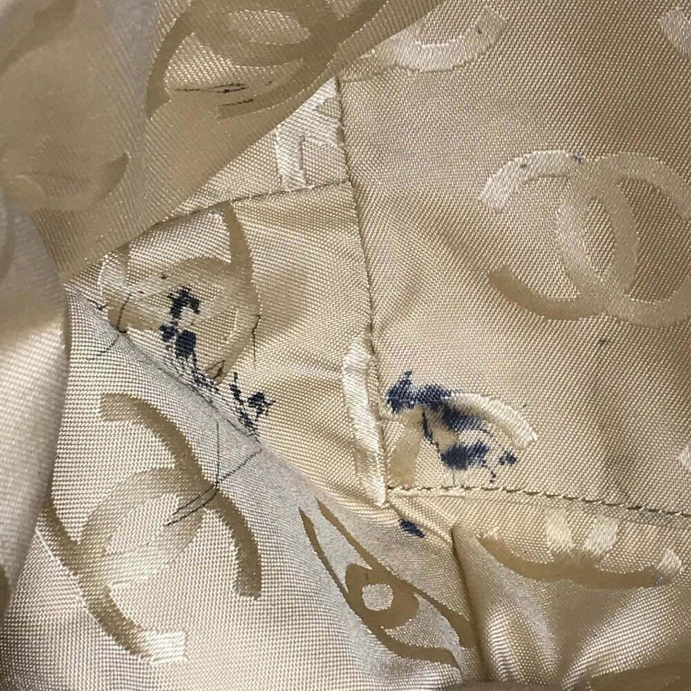 CHANEL Cream Leather Logo Tote Bag - Picture 16 of 16